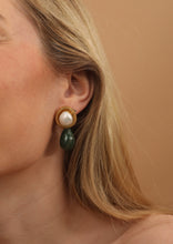 Load image into Gallery viewer, Heiress of Haceinda Earrings
