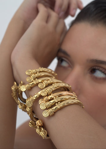 Elaris Bangles