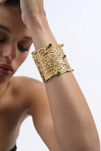 Load image into Gallery viewer, Nefertari Cuff
