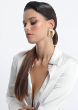 Load image into Gallery viewer, Conch Earrings
