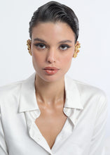 Load image into Gallery viewer, Jardin Ear Sheath
