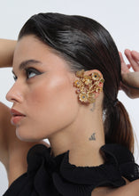 Load image into Gallery viewer, Jardin Ear Sheath
