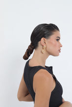 Load image into Gallery viewer, Insia Earrings
