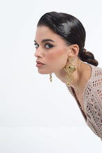 Load image into Gallery viewer, Cordelia Key Heart Earrings
