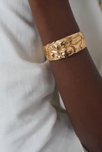 Load image into Gallery viewer, Kingtsugi Bangle Gold
