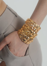 Load image into Gallery viewer, Kingtsugi Bangle Gold
