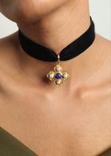 Load image into Gallery viewer, Melora Choker
