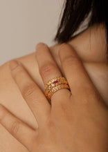 Load image into Gallery viewer, Ibiza Stack of Rings - Pink
