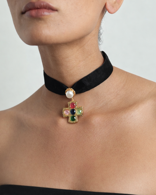Talk Of The Town Choker