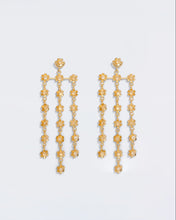 Load image into Gallery viewer, Masharabiya Earrings- Moonstone
