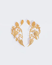 Load image into Gallery viewer, Ivy Ear Sheath
