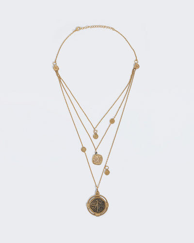 The Artifact Necklace