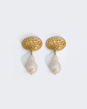 Load image into Gallery viewer, Irene Earrings
