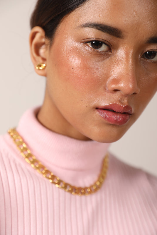 Chain Reaction Neck Chain
