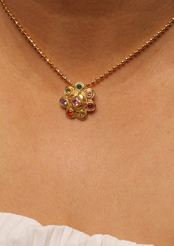 JUST BLOOM PENDANT WITH CHAIN