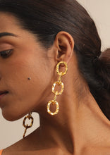 Load image into Gallery viewer, NAOMI LINK EARRINGS
