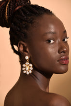 Load image into Gallery viewer, Perrine Earrings
